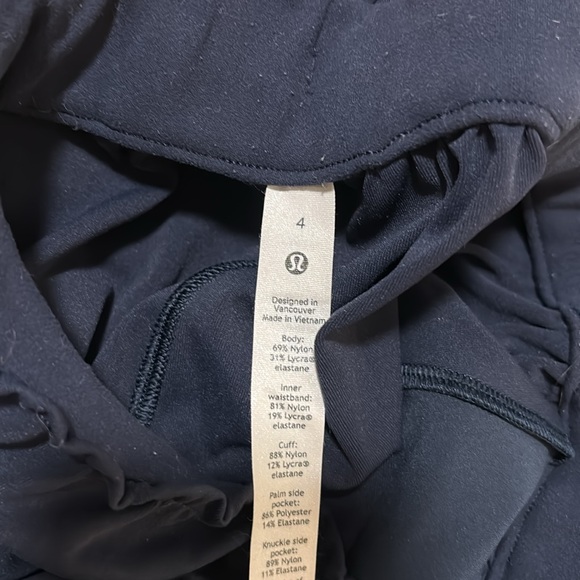 Lululemon jogger - Picture 3 of 3